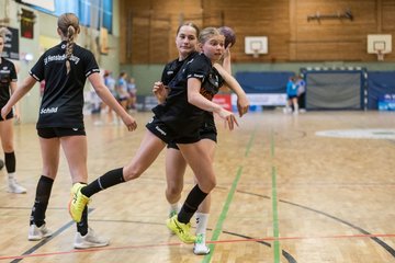 Bild 121 - wCJ SV Henstedt Ulzburg - HSG Herzhorn/Kollmar/Neuendorf : Ergebnis: 35:29